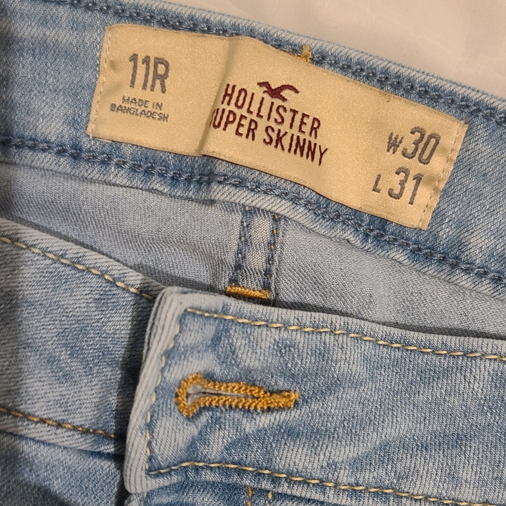 Hollister skinny jeans